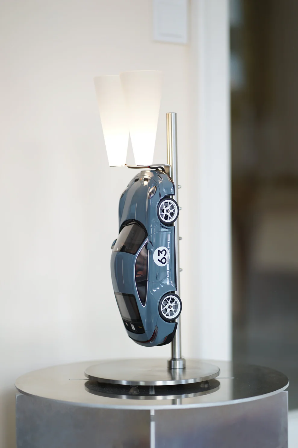 Porsche – Swiss Classics Lamp Edition 02 – Bild 2