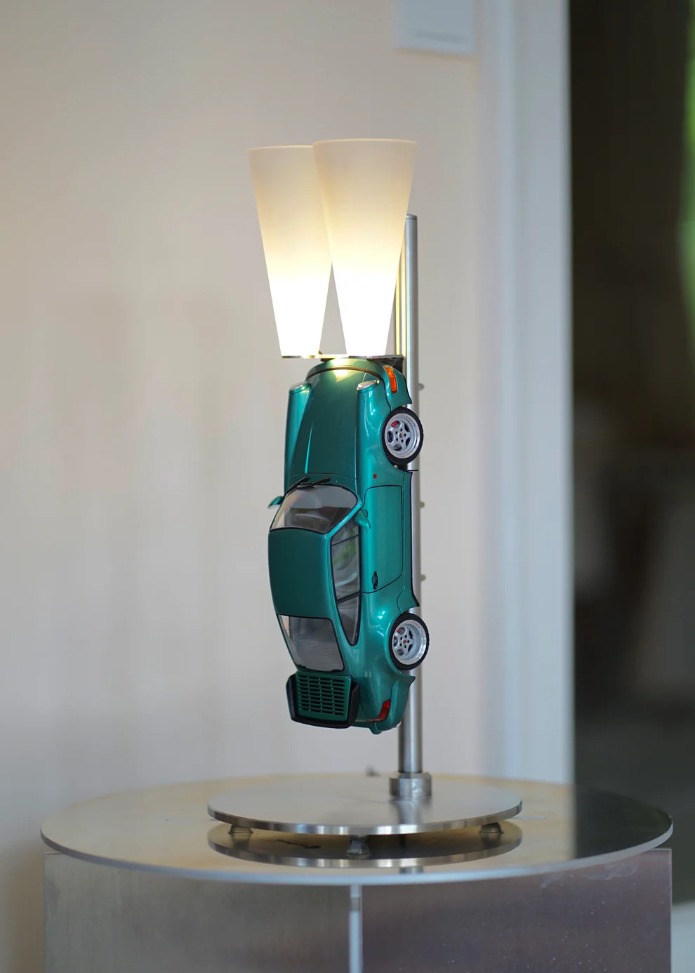 Porsche – Swiss Classics Lamp Edition 02
